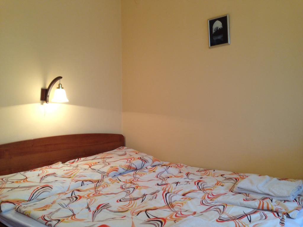 Hotel Family Balatonföldvár Δωμάτιο φωτογραφία